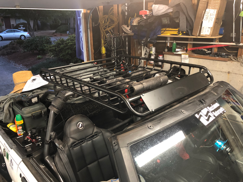 Illustration for article titled Mudstang is getting a roof basket / LEDS